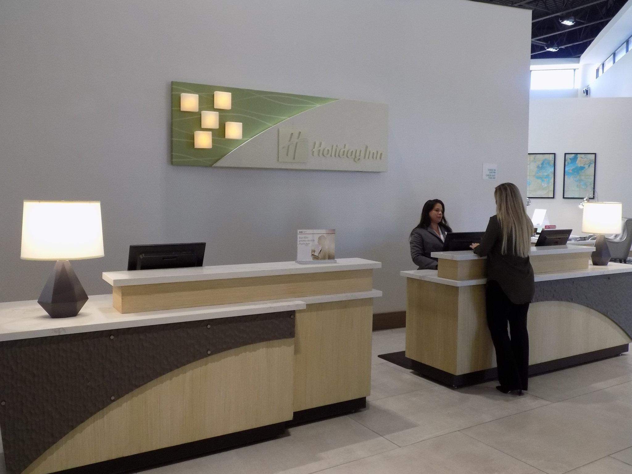 International Airport By Ihg 3*