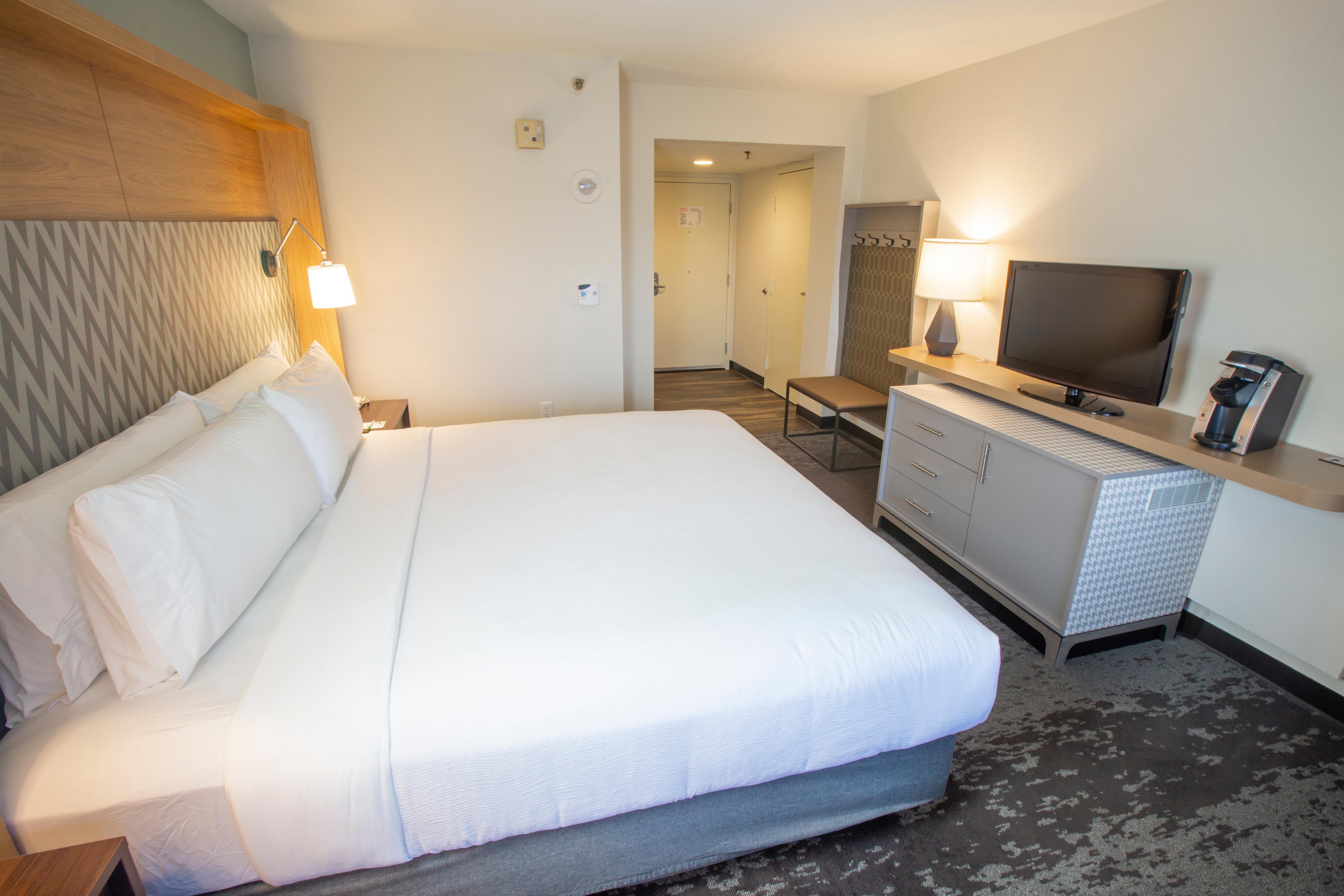 International Airport By Ihg Hotel 3*