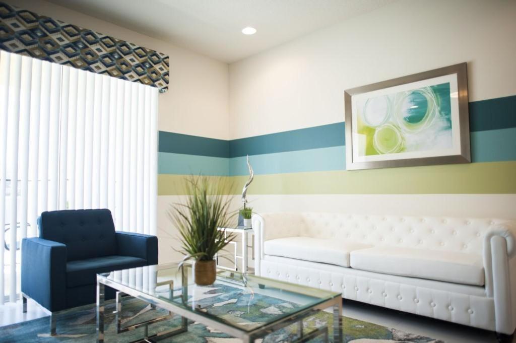 3 Bedrooms Pool Retreat Close To Orlando