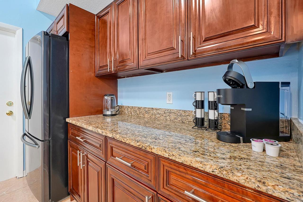 Luxury In With Pool - 10 Min Villa Orlando