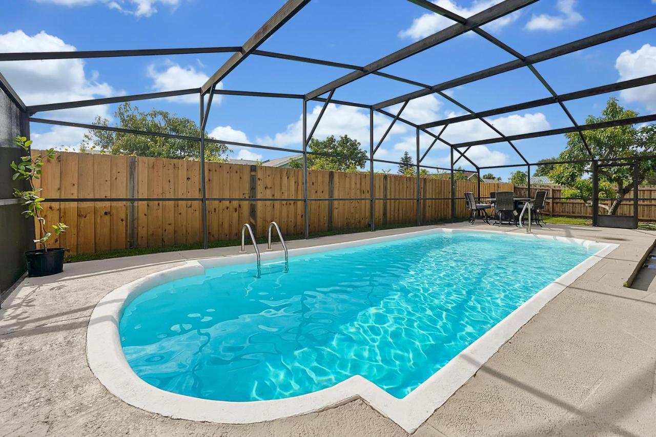Villa Luxury In With Pool - 10 Min Orlando