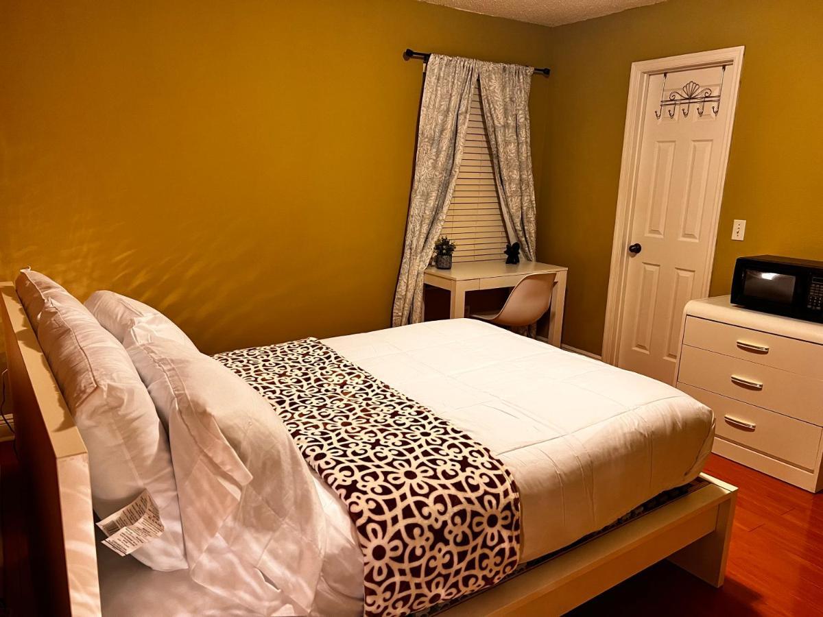 Spotless Guest With Shared Bathroom Homestay *