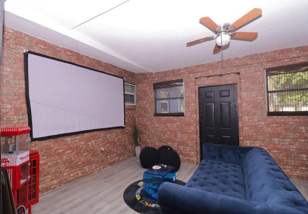 Holiday home Stylish & Comfy Central Location *