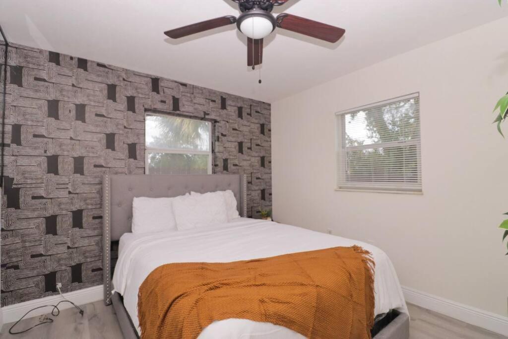 Stylish & Comfy Central Location *