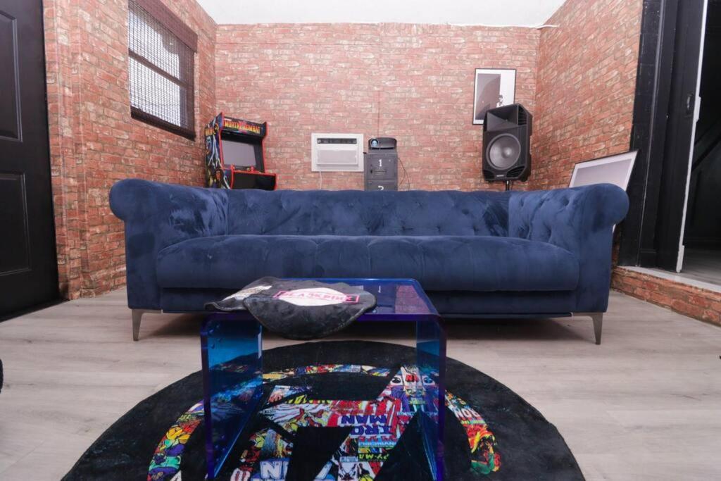 Stylish & Comfy Central Location Holiday home *