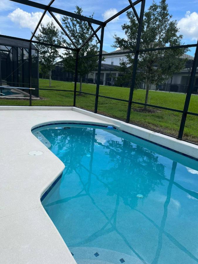 2684 - Beautiful With Pool Close To Holiday home Orlando