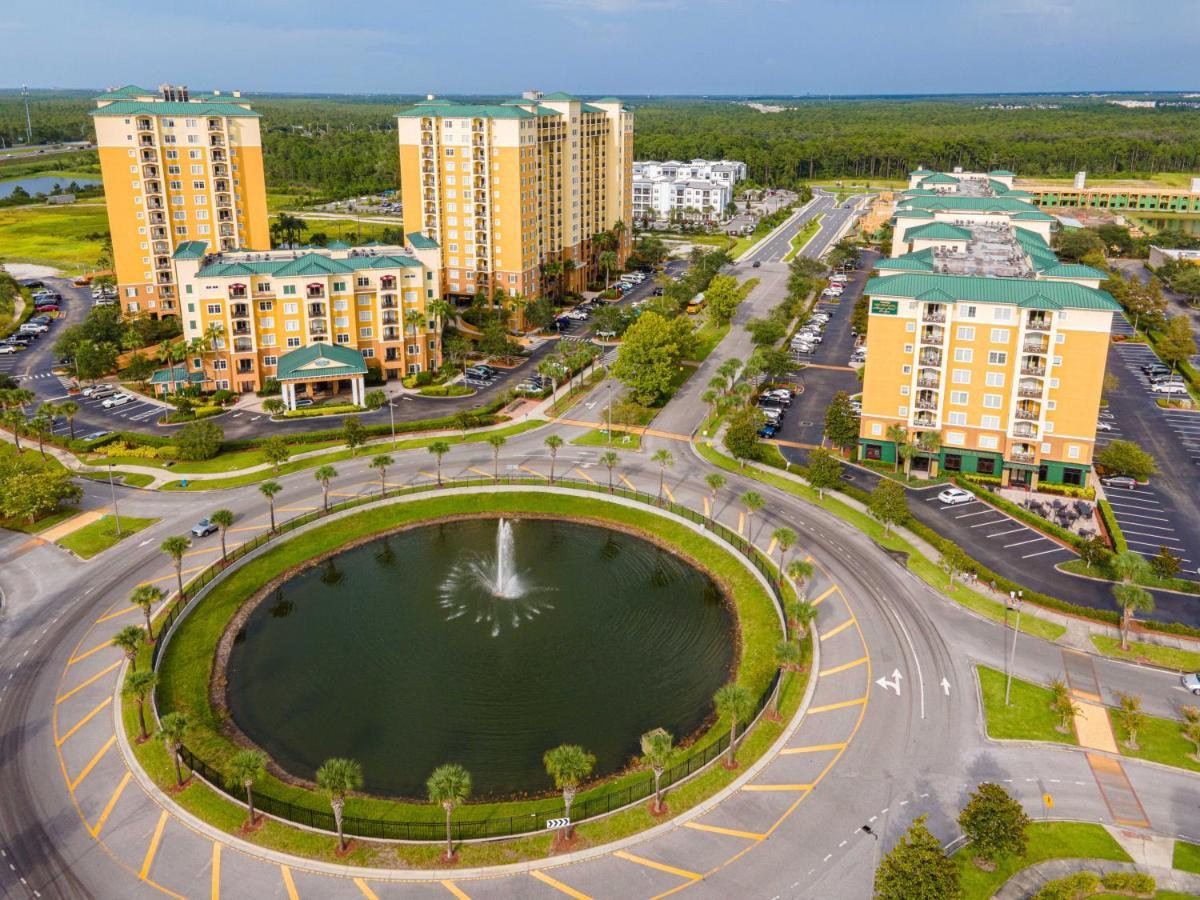 Elegant Retreat Near Disney Apartment
