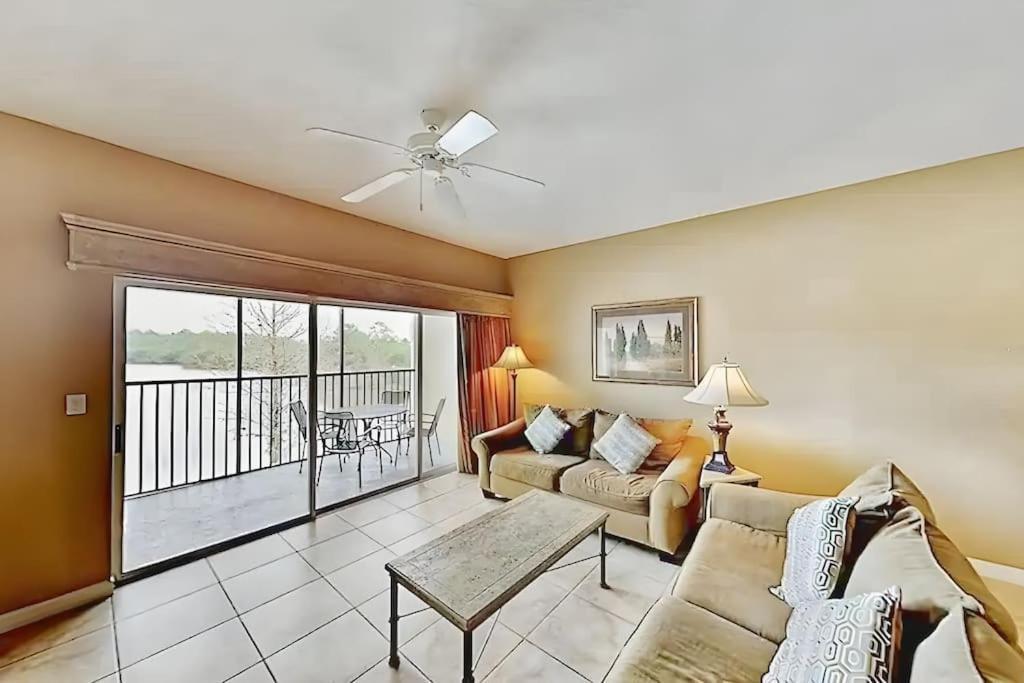 Apartment Entire 3-br Minutes From X8 Hot Tub 2204