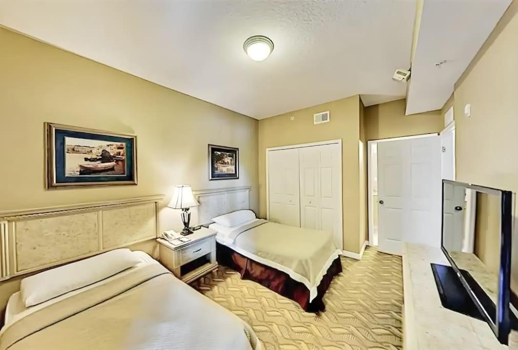 Entire 3-br Minutes From X8 Hot Tub 2204 *