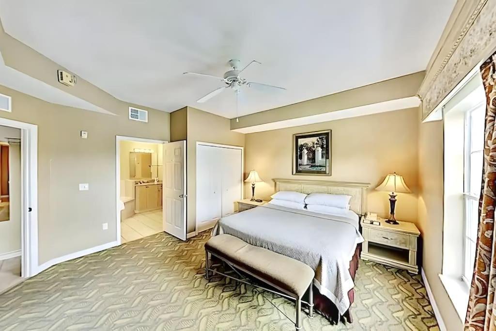 Apartment Entire 3-br Minutes From X8 Hot Tub 2204 *