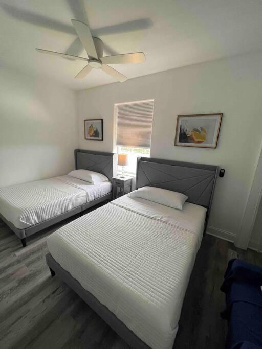 Big Pool, Stunning Lakeview, Sunrise, #1907 Apartment *