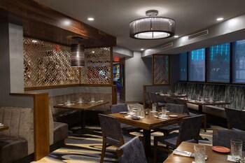 The Delaney Hotel 3*