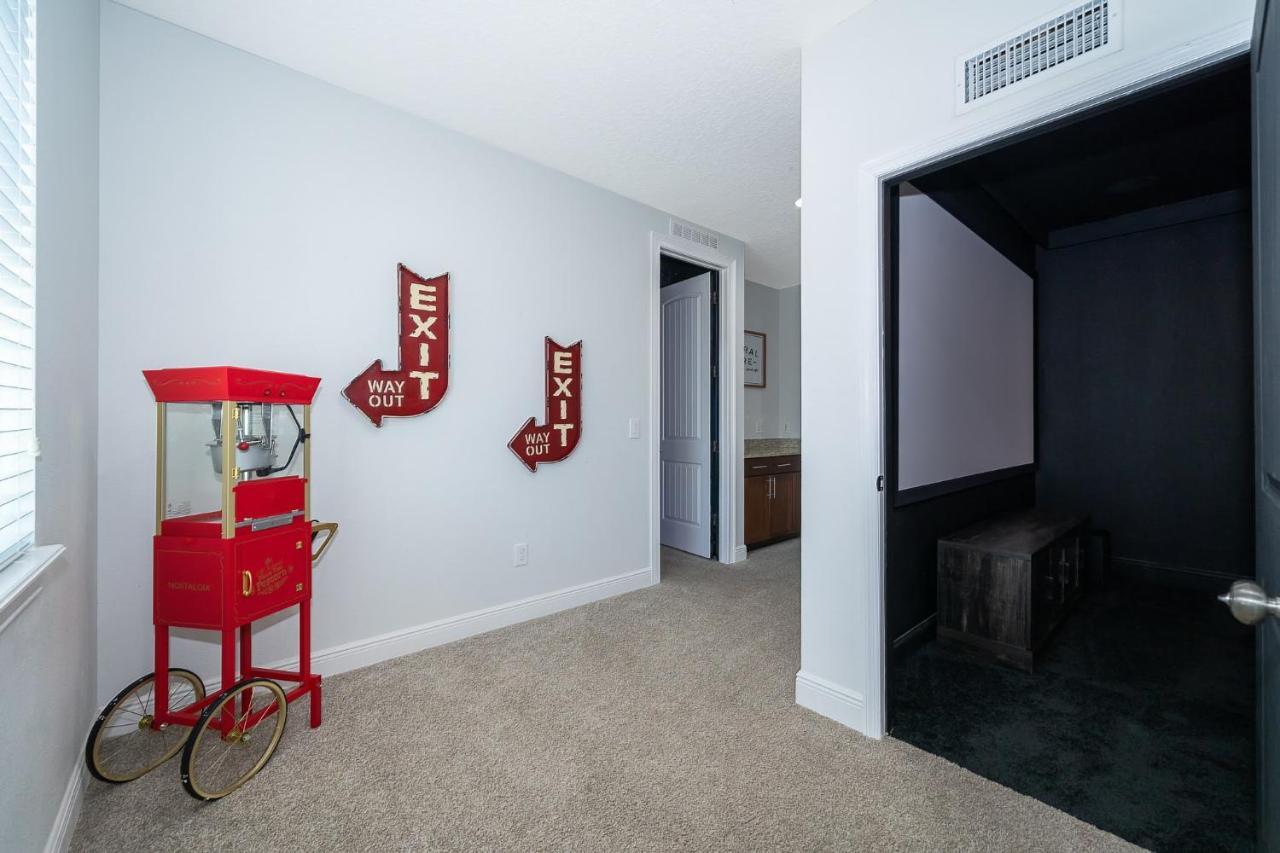 Spectacular Oasis Of Fun! Book For The Fun! Orlando