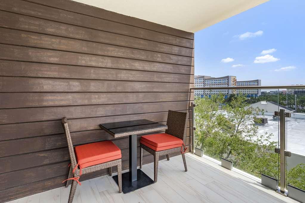 Hotel Cambria Universal Blvd