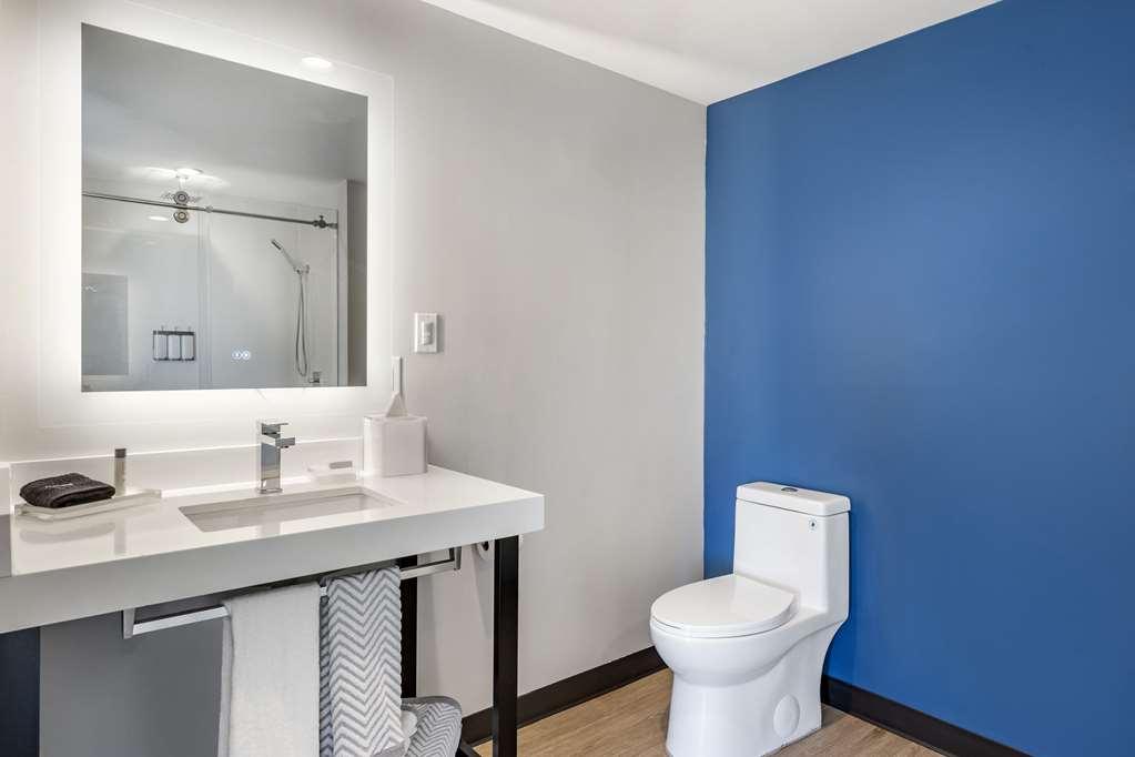 Hotel Cambria Universal Blvd