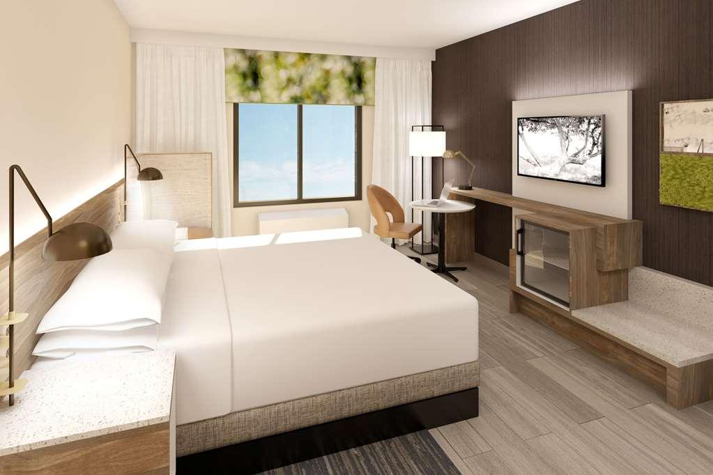 Wyndham Garden Airport - Free Airport Shuttle Hotel 3*
