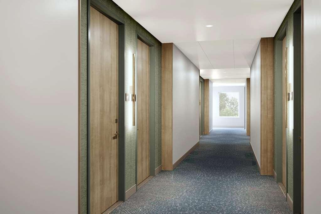 Hotel Wyndham Garden Airport - Free Airport Shuttle 3*