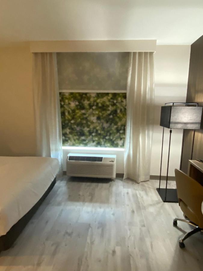 Wyndham Garden Airport - Free Airport Shuttle 3* Orlando