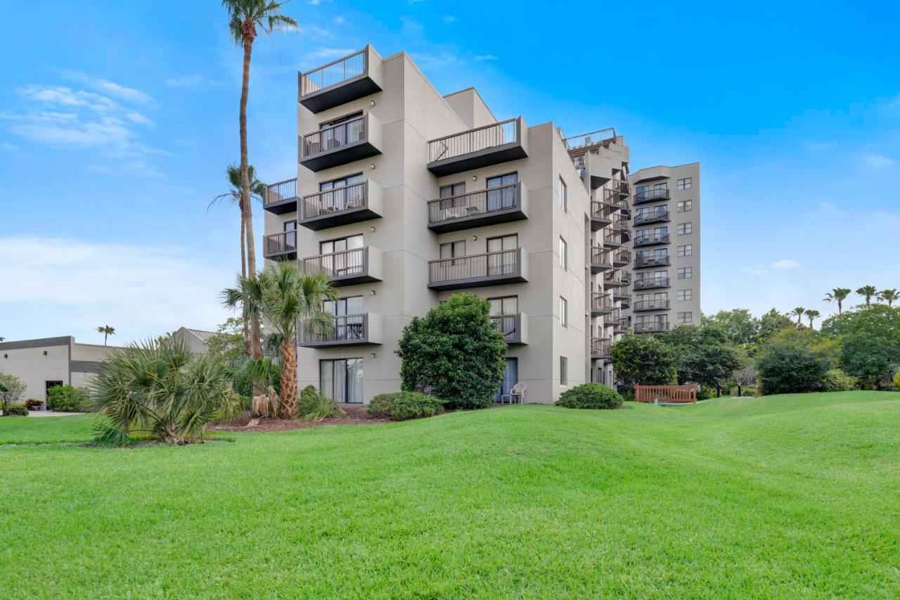 Fabulous With Heated Pool! * Orlando