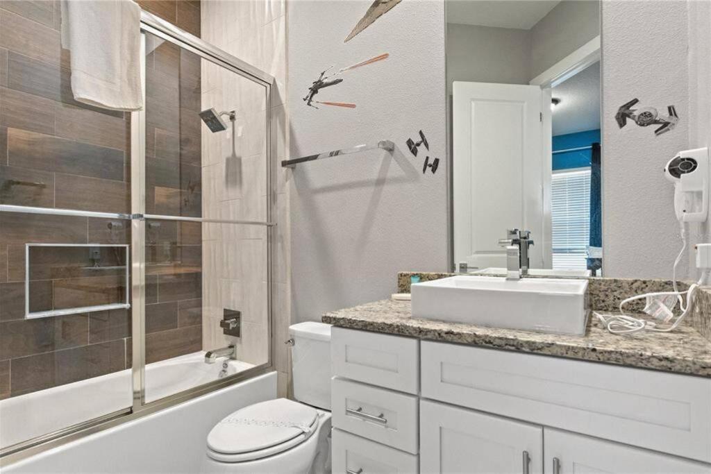 Modern Townhome Near Disneyworld Orlando