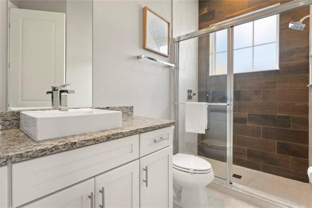 Modern Townhome Near Disneyworld * Orlando