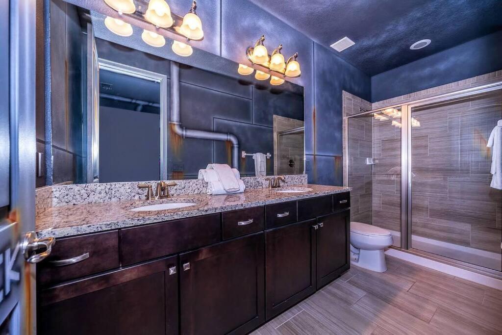 8br Mansion: Packed With Fun And Comfort For