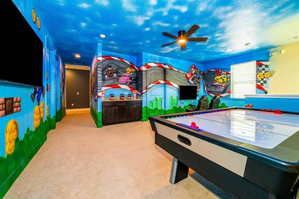 Holiday home 8br Mansion: Packed With Fun And Comfort For