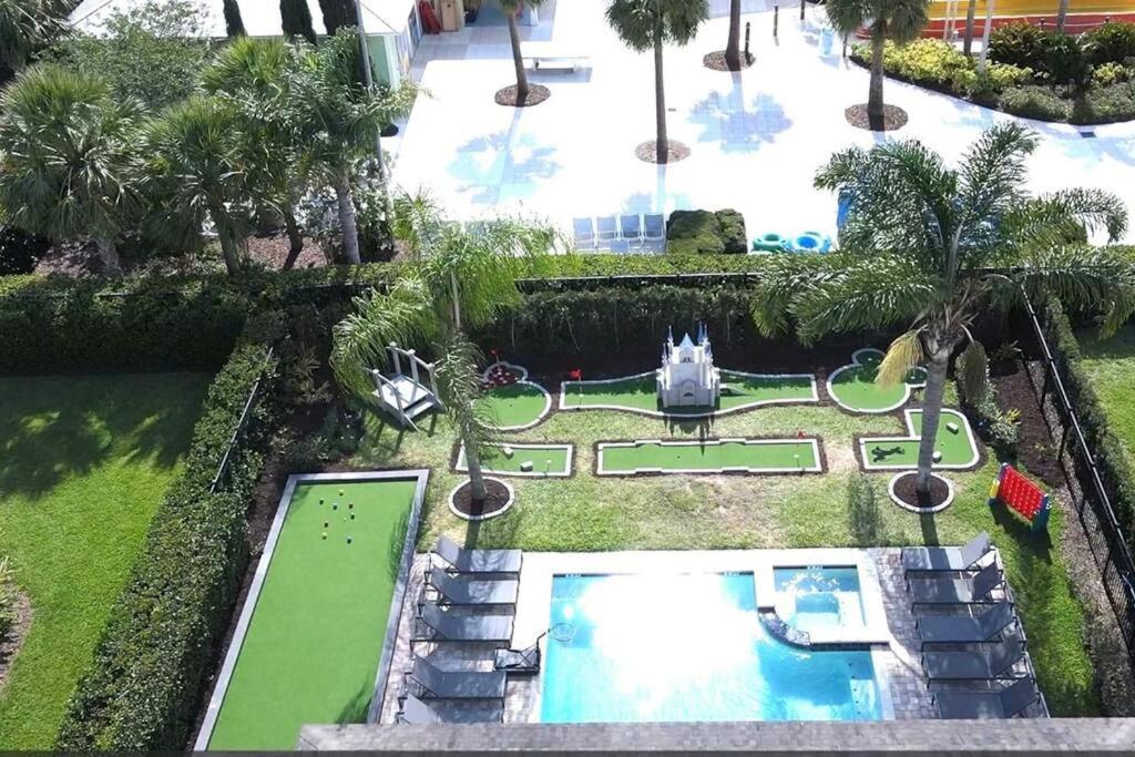 Holiday home 8br Mansion: Packed With Fun And Comfort For
