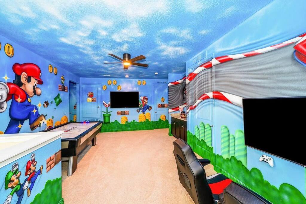 Holiday home 8br Mansion: Packed With Fun And Comfort For *