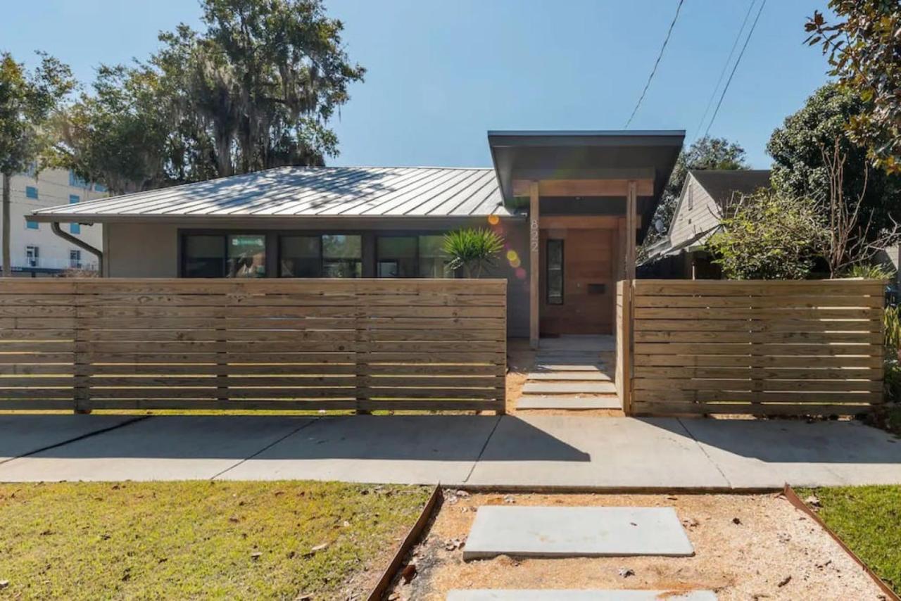Holiday home Stunning Modern In Hip Enclave Near Dt Orlando