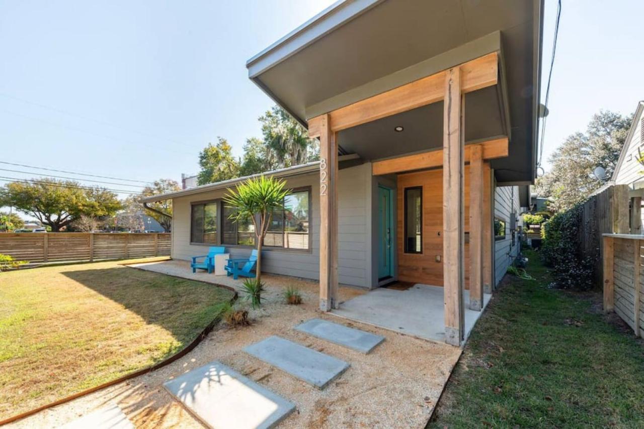 Stunning Modern In Hip Enclave Near Dt Holiday home Orlando