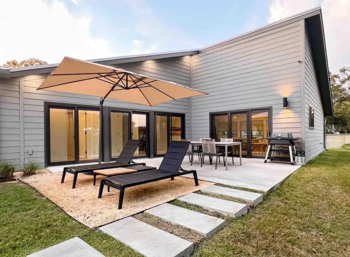 Stunning Modern In Hip Enclave Near Dt Holiday home