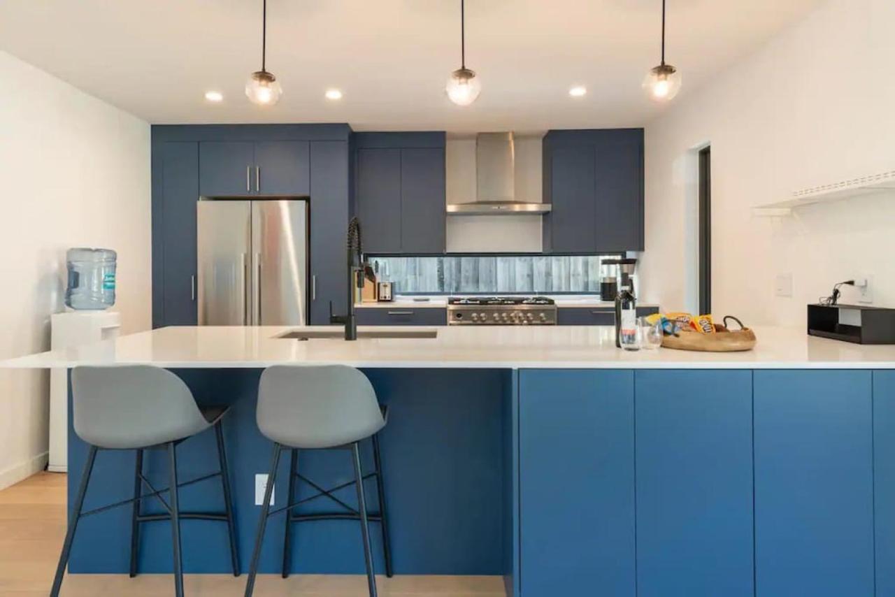 Holiday home Stunning Modern In Hip Enclave Near Dt *