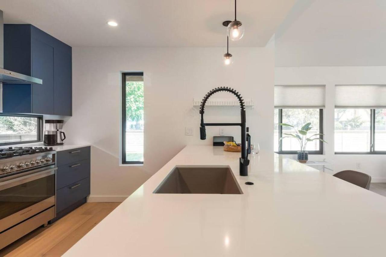 Stunning Modern In Hip Enclave Near Dt * Orlando