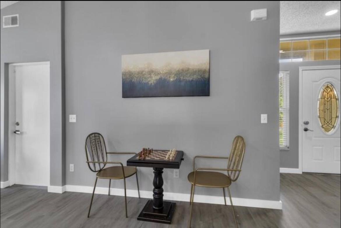 Modern Cozy 3 Bd/2 Ba For Family/friends Holiday home