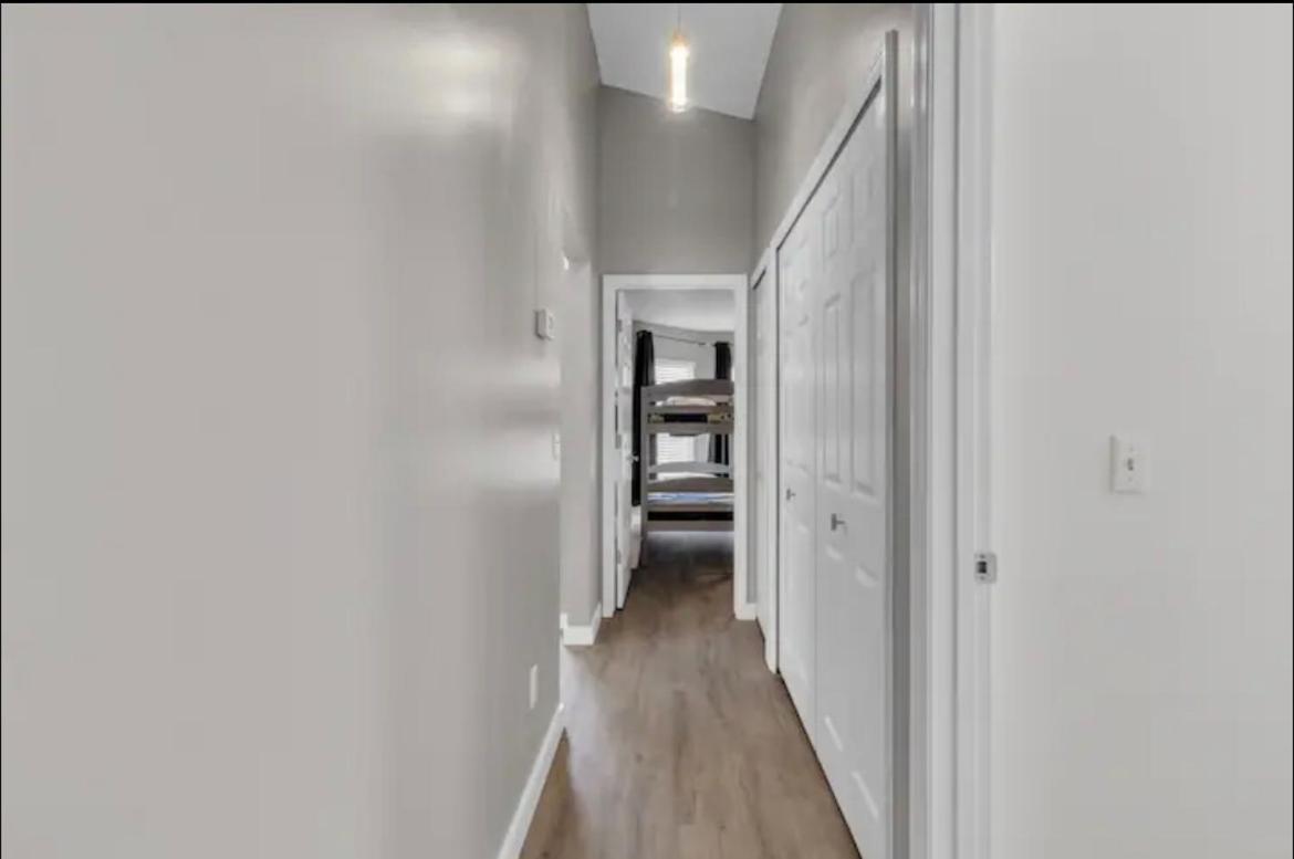 Modern Cozy 3 Bd/2 Ba For Family/friends Holiday home *