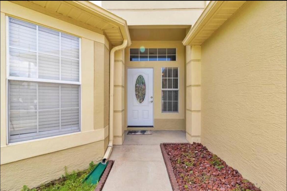 Holiday home Modern Cozy 3 Bd/2 Ba For Family/friends *