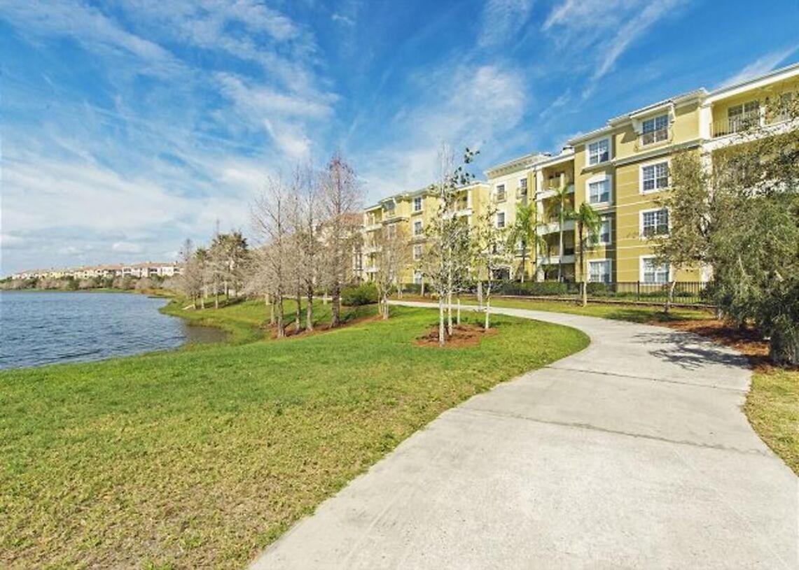 Vista Cay Hideaway Luxury By Universal Apartment