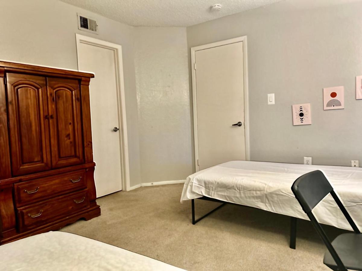 Apartment At Universal *