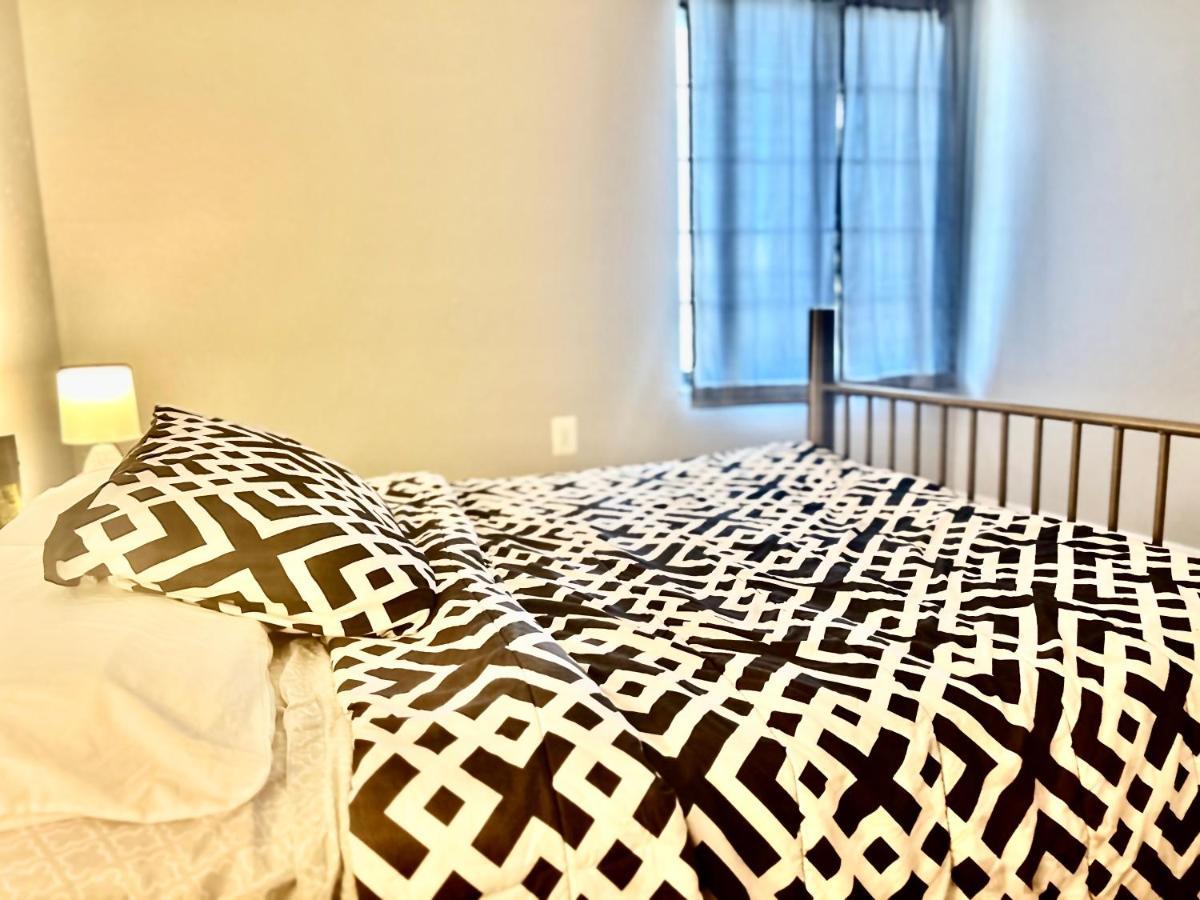 Apartment At Universal *
