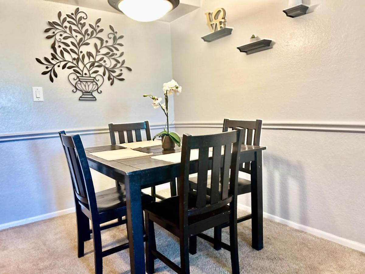 Apartment At Universal *