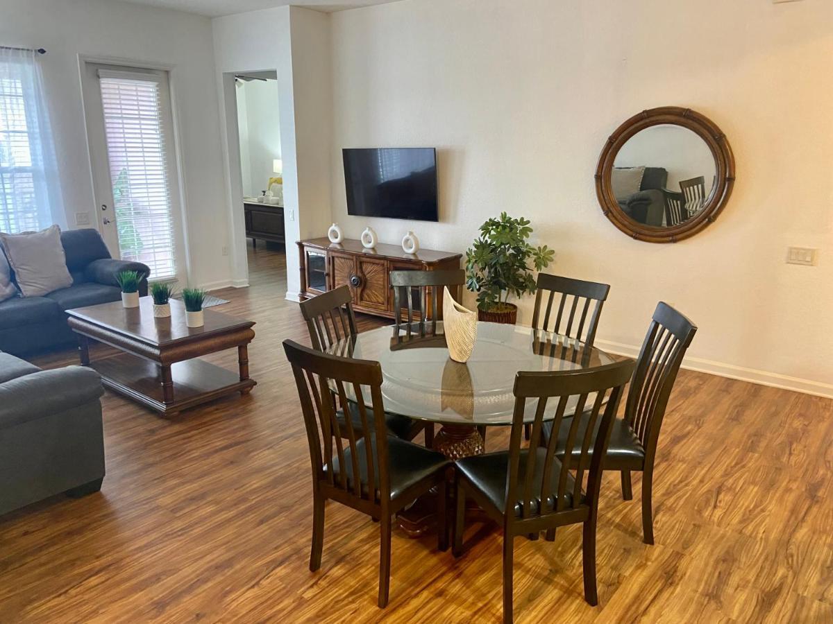 Apartment P.12 # Vista Cay Newly Remodeled Walking Distance From Convention Center /close To Universal/disney