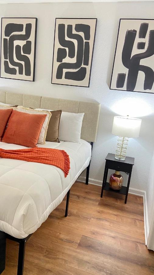 P.19 # Vista Cay Newly Remodeled Walking Distance From Occc Orlando