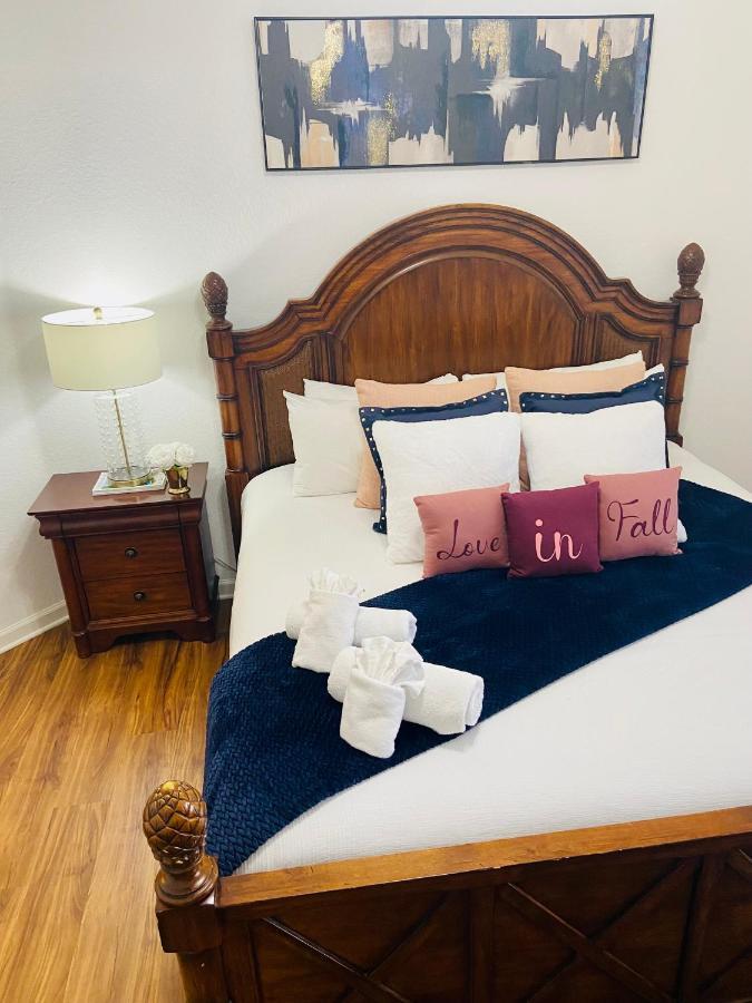 Apartment P.12 # Vista Cay Newly Remodeled Walking Distance From Convention Center /close To Universal/disney Orlando