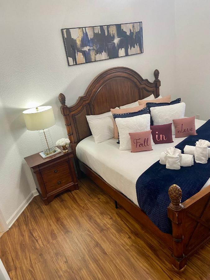 P.12 # Vista Cay Newly Remodeled Walking Distance From Convention Center /close To Universal/disney *