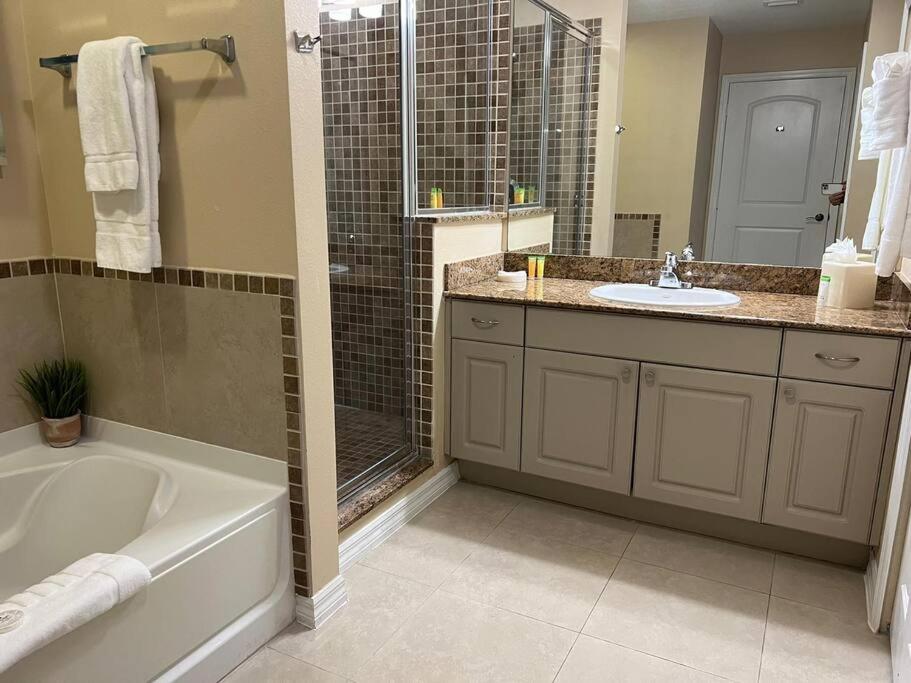 Apartment Location 1 Bedroom Near Universal Orlando