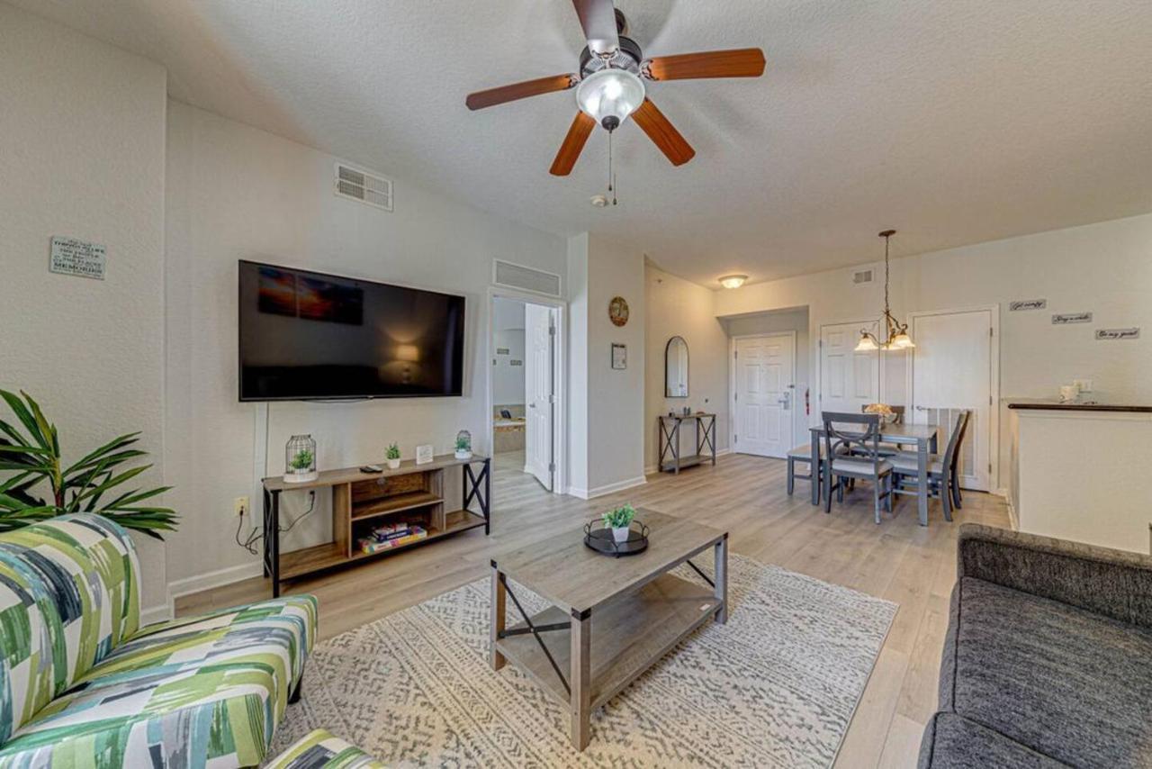Exquisite 2bdr Near