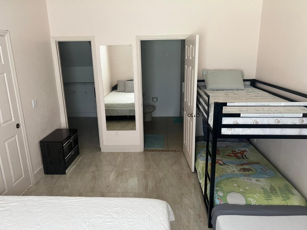 No Se Renta Vivienda Familiar Homestay Orlando