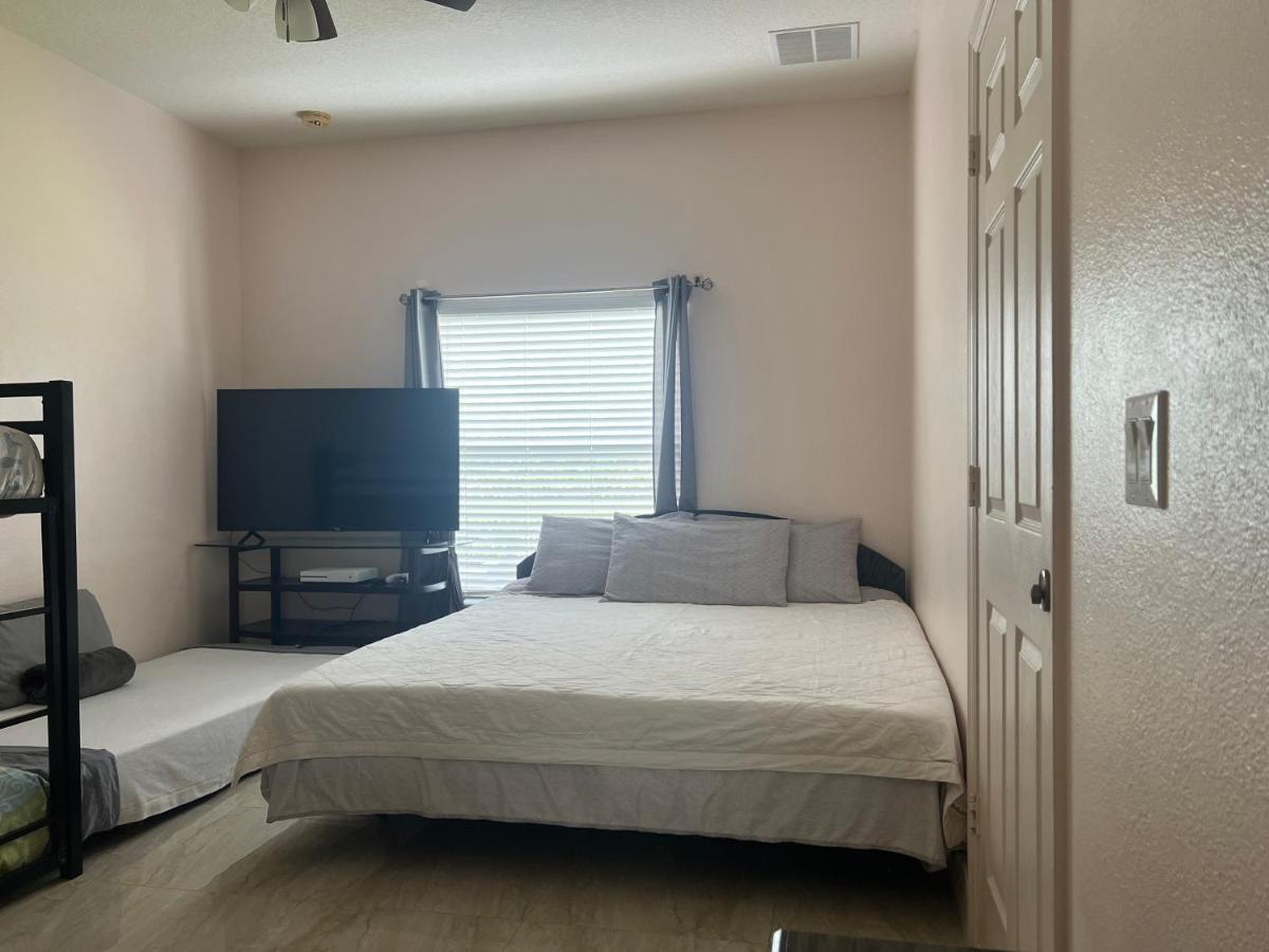 No Se Renta Vivienda Familiar Homestay