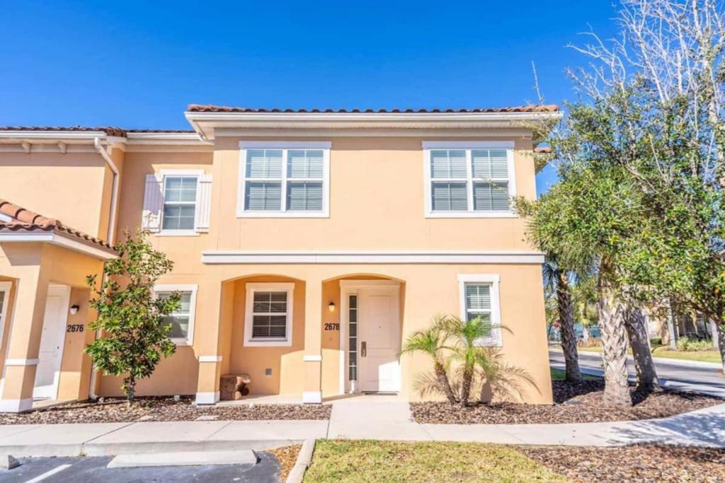 Holiday home Private Townhome At Regal Oaks *